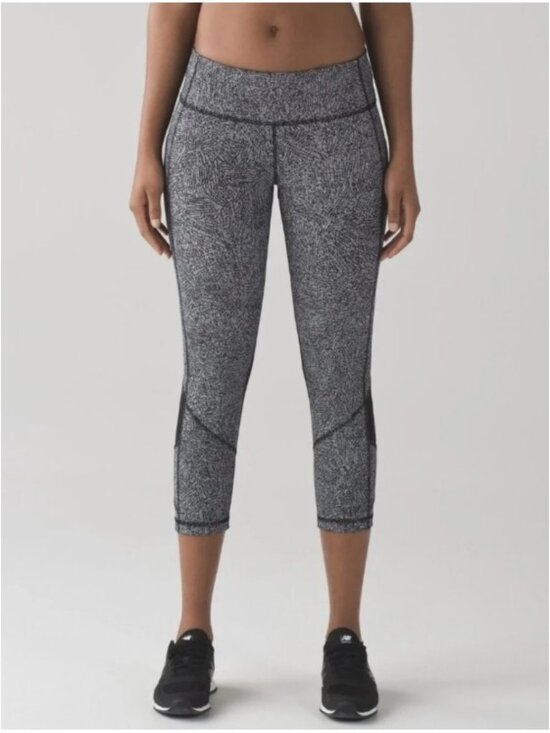 lululemon athletica Pants - Lululemon Pace Rival Crop Leggings 6